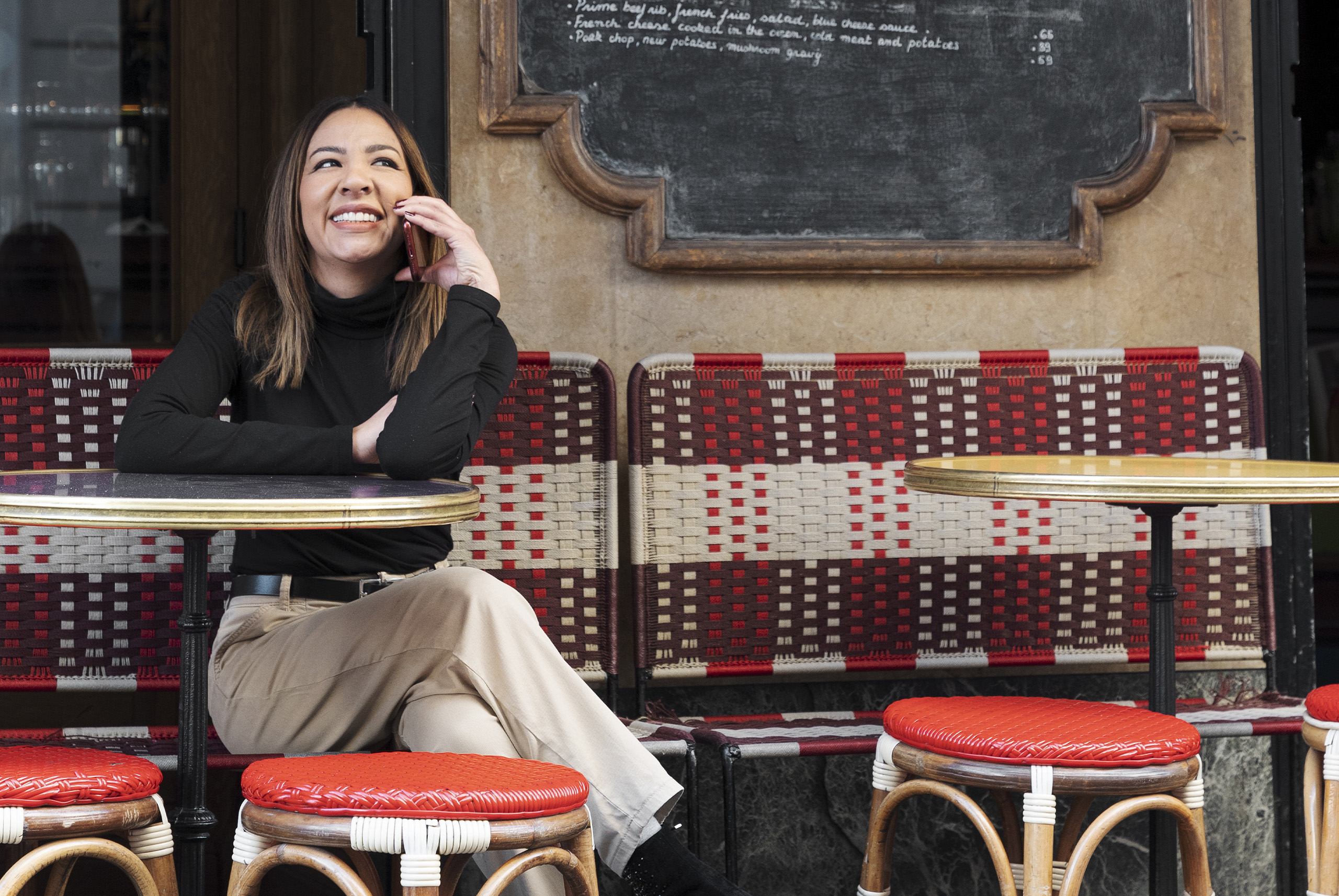 El restaurante de Barcelona con una estrella Michelin de cocina mediterránea a 5 minutos a pie de la Catedral
