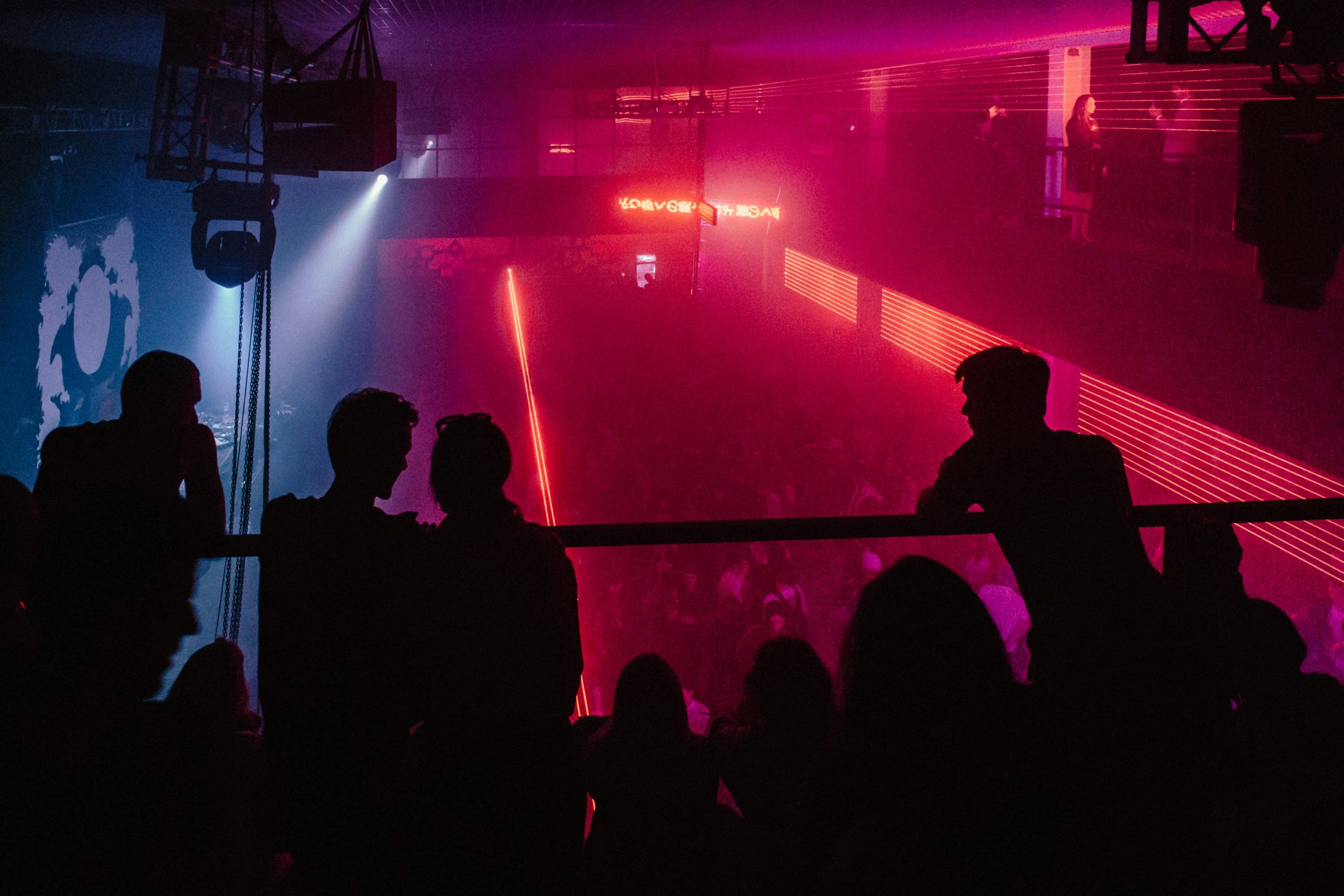 Vida nocturna en Berlín: 4 de los clubes más buscados Vida nocturna en Berlín: 4 de los clubes más buscados