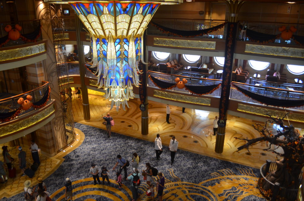 10320372683_fb1ac00a09_k-1000x662 - Cómo es el crucero de Disney por el Mediterráneo: itinerario desde Barcelona, qué incluye y precios
