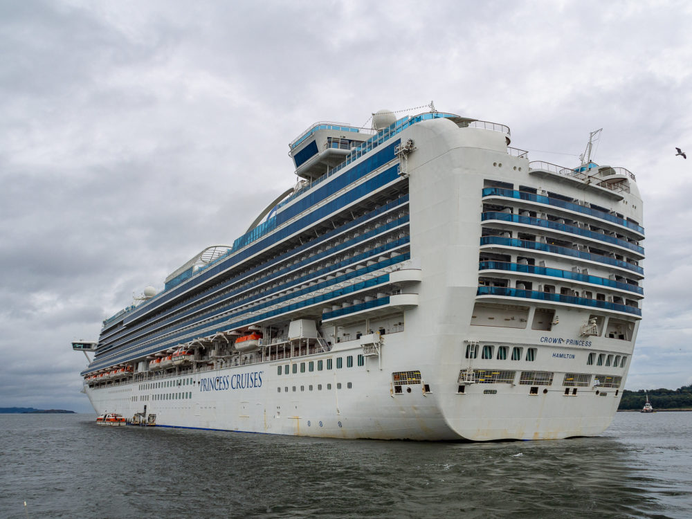 51406237255_110b2ee080_k-1000x750 - 5 cruceros para Luna de Miel y novios