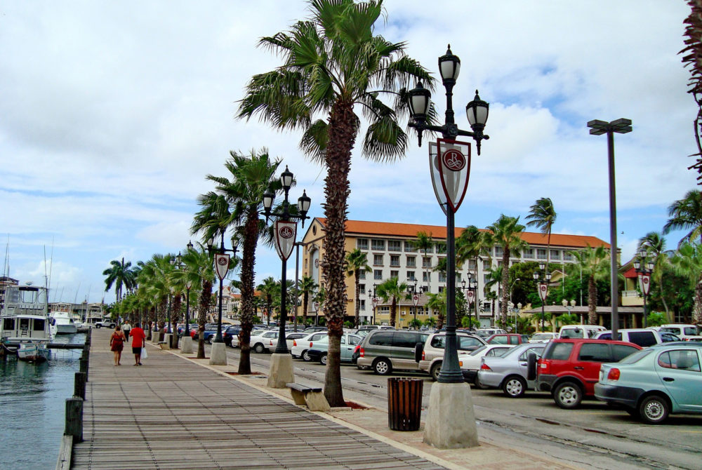 Aruba2-2-1000x670 - ¿Cómo moverse por Aruba?