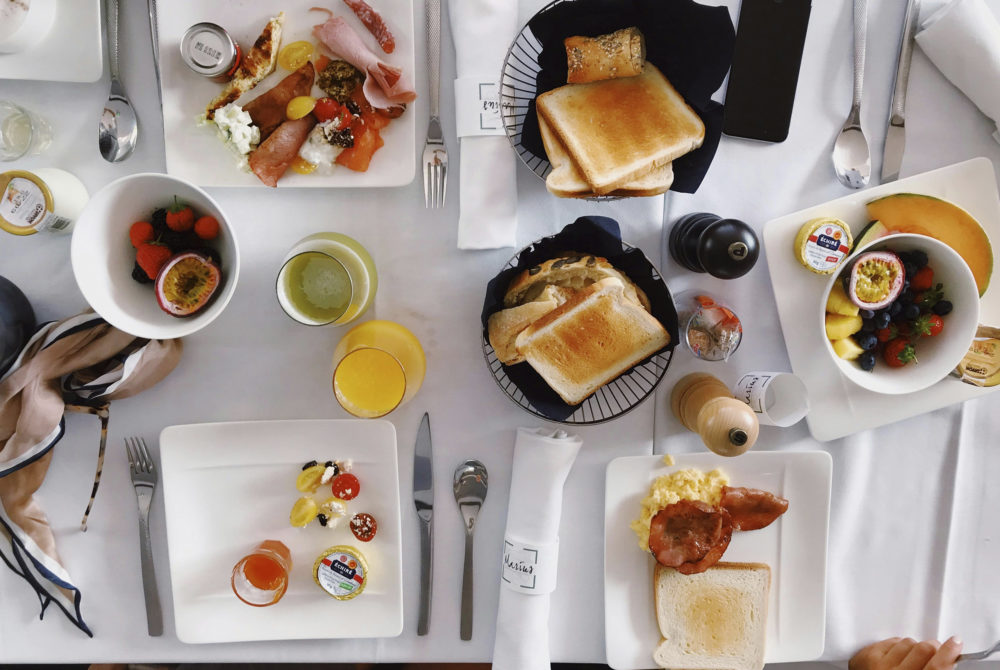 Brunch-1000x670 - Top 7 restaurantes y bares donde hacer brunch en Madrid