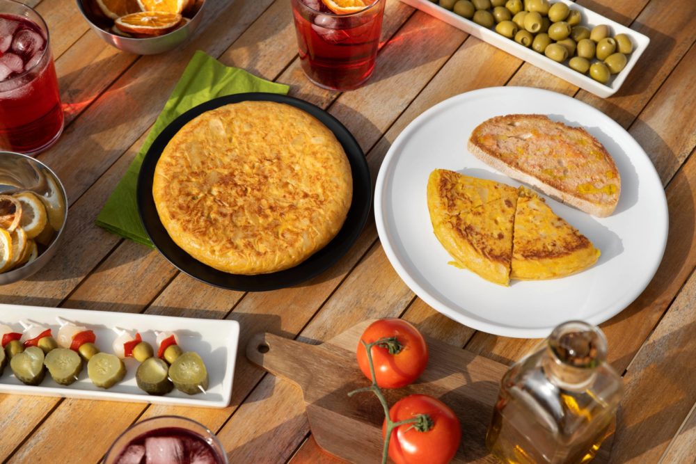 Comida-tipica-Espana-1000x667 - Dónde comer cerca del Bernabéu en Madrid