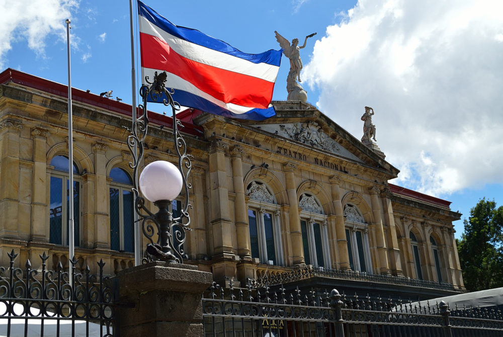Costa-Rica-1000x670 - Cuánto cuesta viajar a Costa Rica y qué lugares visitar