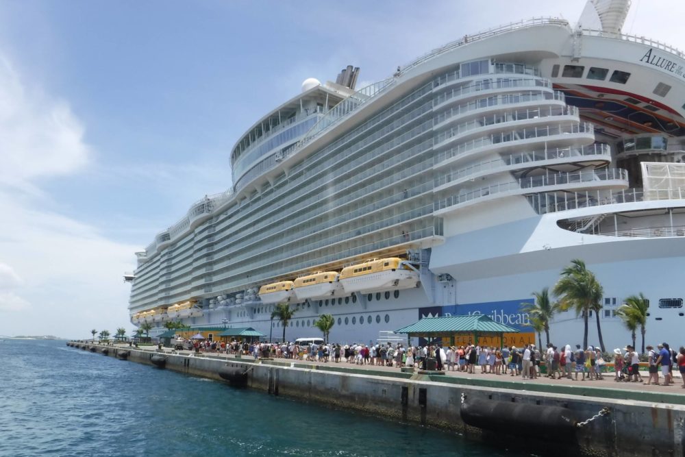 Crucero-1-1000x667 - Cuál es el crucero más grande del mundo, cuánto cuesta y cómo viajar en él
