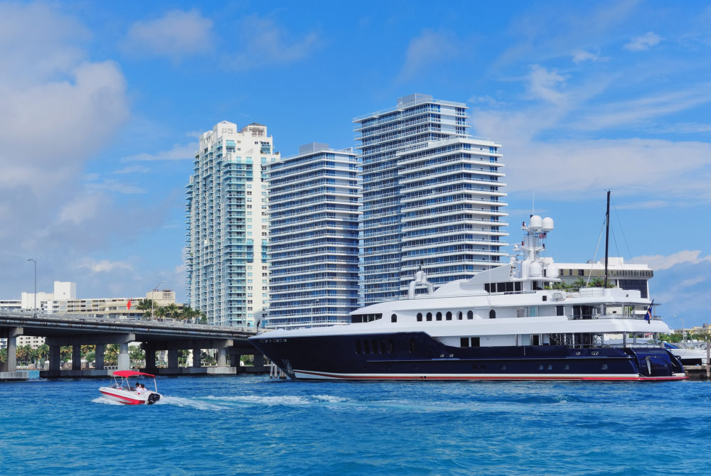 Crucero-Caribe-1000x670 - Cruceros por el Caribe: qué precio tienen y cómo viajar