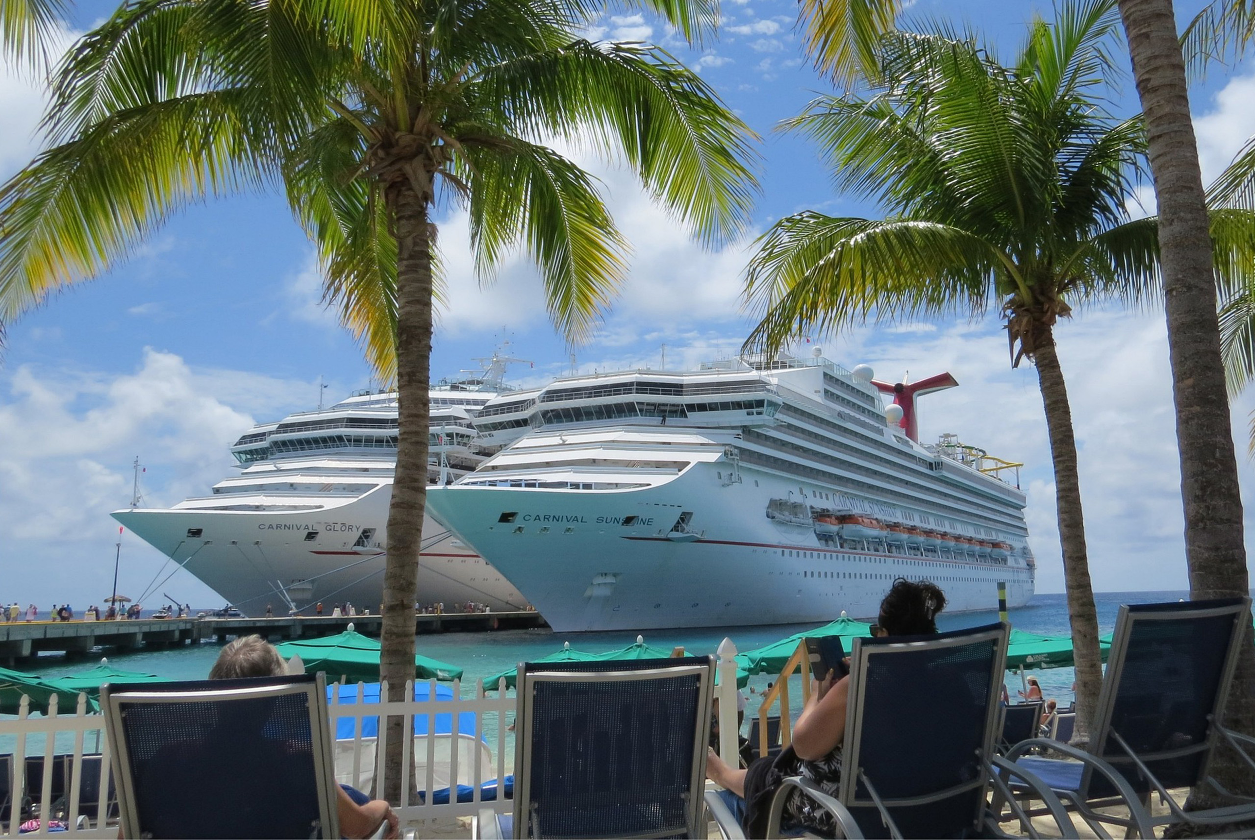 5 cruceros por las Bahamas: precios, itinerario y qué llevar