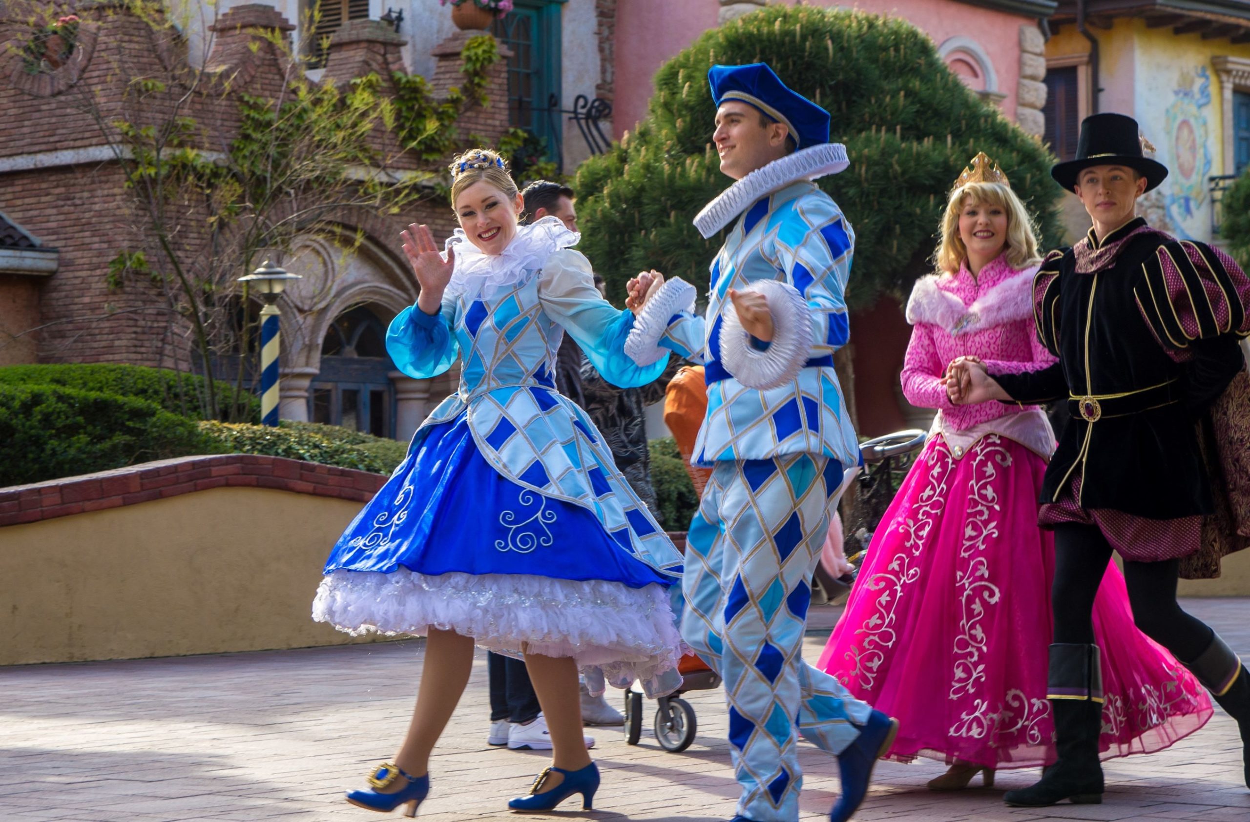 Qué es Disney Village Paris: precio de la entrada, horarios y qué hacer