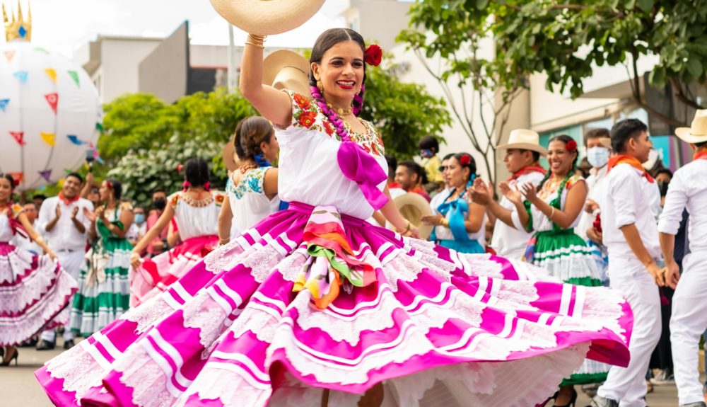 Cuáles son las 8 regiones de Oaxaca que se celebran en La Guelaguetza: características de cada una