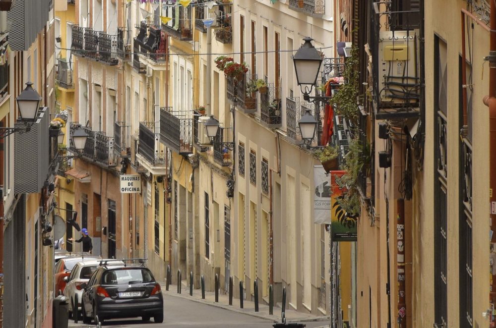 Qué ver y cómo llegar al barrio Lavapiés de Madrid: ¿es peligroso para turistas?