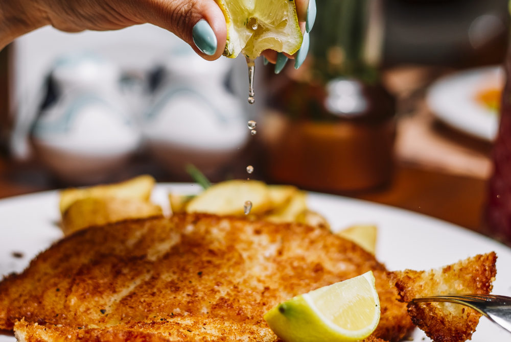 Milanesa-1000x670 - Top 7 comidas típicas de Argentina que deberías probar