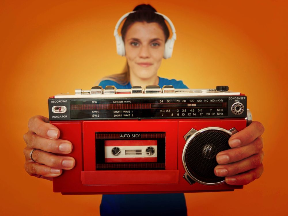 Musica-80s-1000x750 - 5 musicales en Madrid para ver en familia