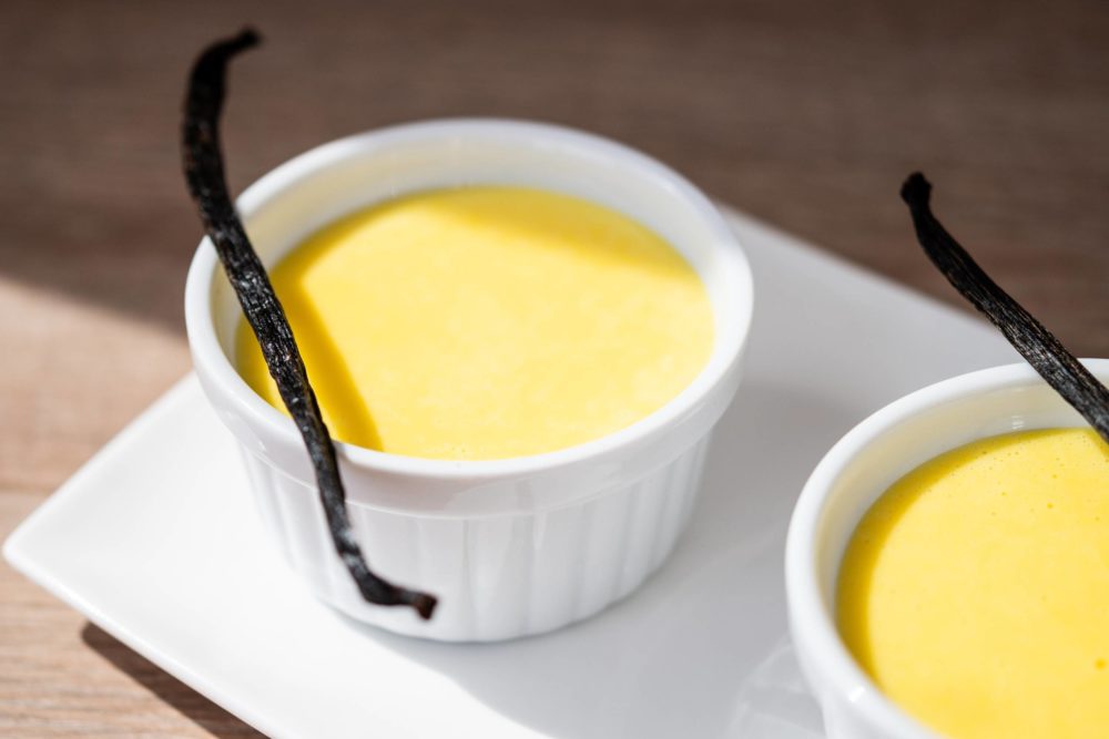 Natilla-1000x667 - Cuáles son las comidas típicas de Colombia que debes pedir en un restaurante