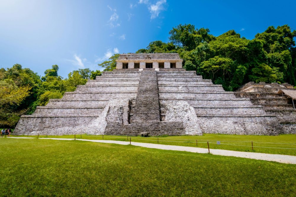 Palenque-1000x667 - 5 zonas arqueológicas de México que debes visitar alguna vez en tu vida