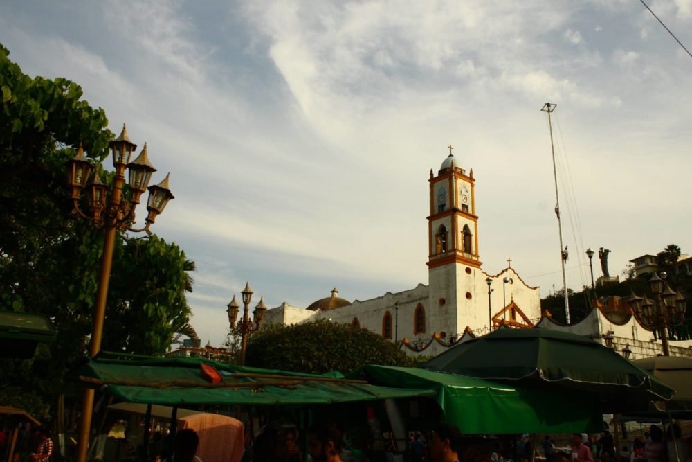 Papantla-1-1000x667 - El Pueblo Mágico de Veracruz con playa, temazcales y zona arqueológica
