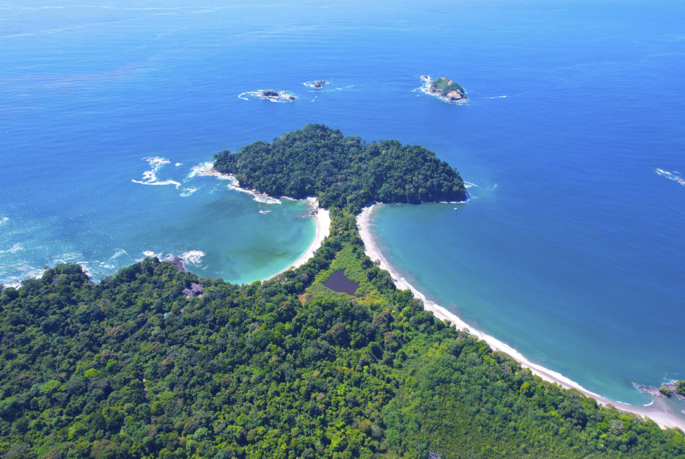 Parque-Nacional-Manuel-Antonio-1000x670 - Cuánto cuesta viajar a Costa Rica y qué lugares visitar