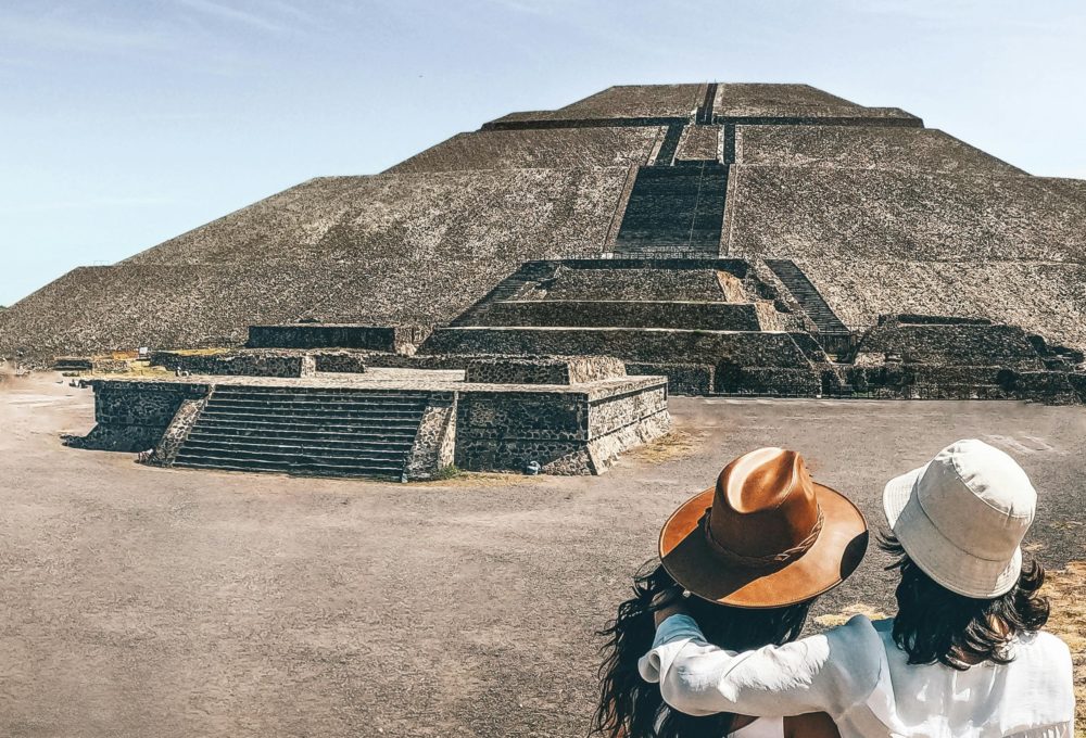 Piramides-San-Juan-T-1000x680 - Pueblos Mágicos cerca de CDMX: dónde están ubicados y cómo visitarlos