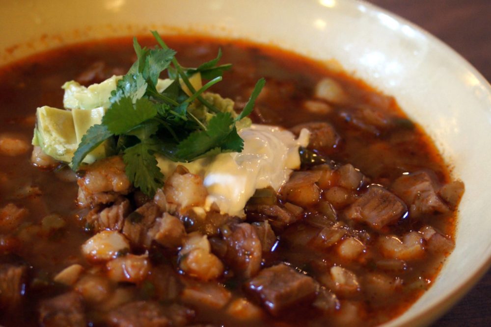 Pozole-1000x667 - Dónde comer comidas típicas mexicanas en la CDMX