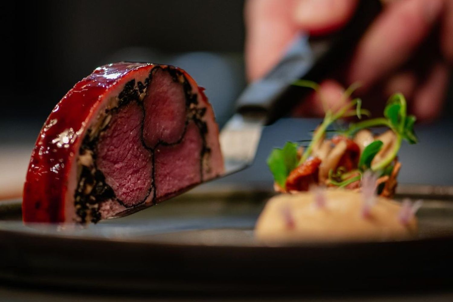 Este restaurante en Quebec ofrece un menú de 14 tiempos