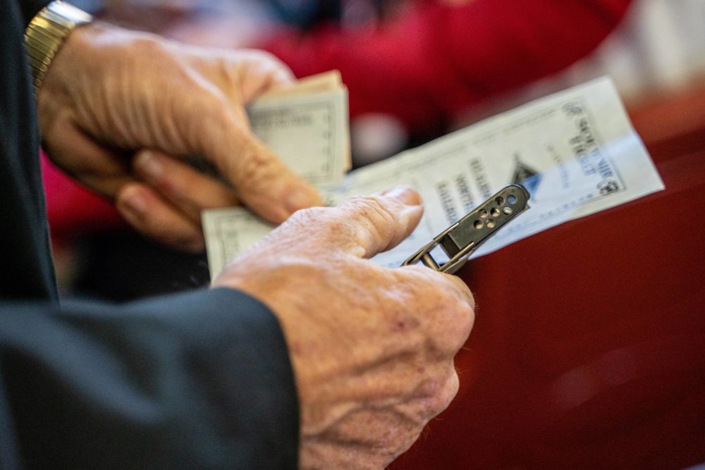 Ticket-de-tren-1000x667 - Cómo viajar en tren por Europa: recorridos, presupuesto y consejos