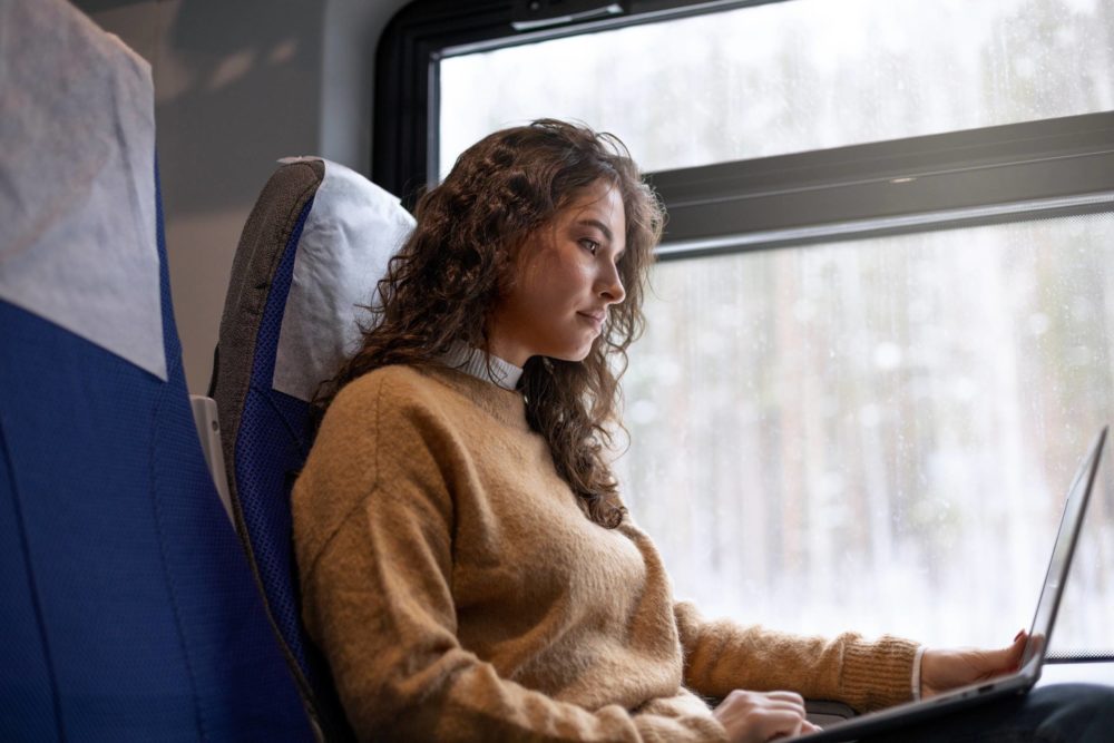 Viajar-en-tren-siendo-nomade-1000x667 - Cómo viajar en tren por Europa: recorridos, presupuesto y consejos