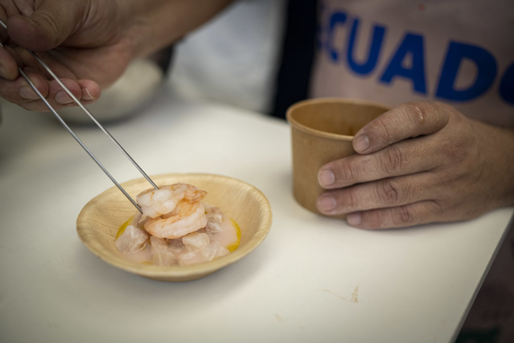 gastronomia-ecuador-1-1000x667 - Ecuador:  los sabrosos platos y postres que debes probar si viajas al país andino