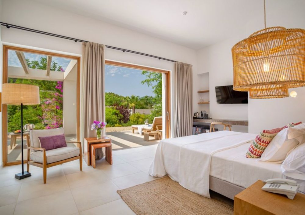 hotel-en-ibiza-rural-1000x704 - Un descanso exclusivo en la auténtica Ibiza