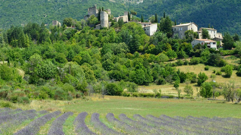 paisaje_en_Evaux-les-Bains-1000x563 - Tour de Francia: conoce 4 de los pueblitos que debutan en el mapa