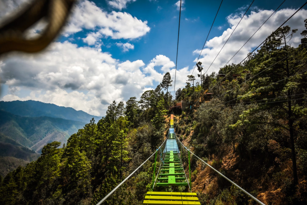puente-colgante-1000x667 - San José del Pacífico: duerme en una cabaña sobre las nubes