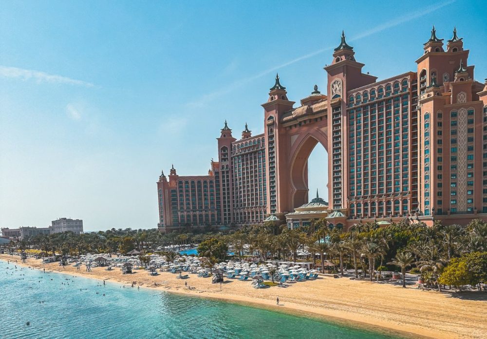 que-hacer-en-dubai-1000x696 - ¿Cuánto cuesta viajar a Dubái?