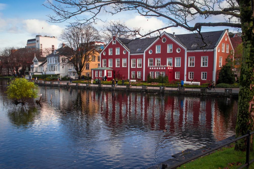 stavanger-2735469-1-1000x667 - El crucero por los Fiordos Noruegos con un precio excelente y un atractivo itinerario