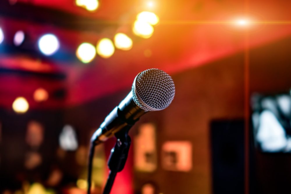 video-4647668_1920-1000x667 - 6 karaokes en Madrid para divertirte con tus amigos