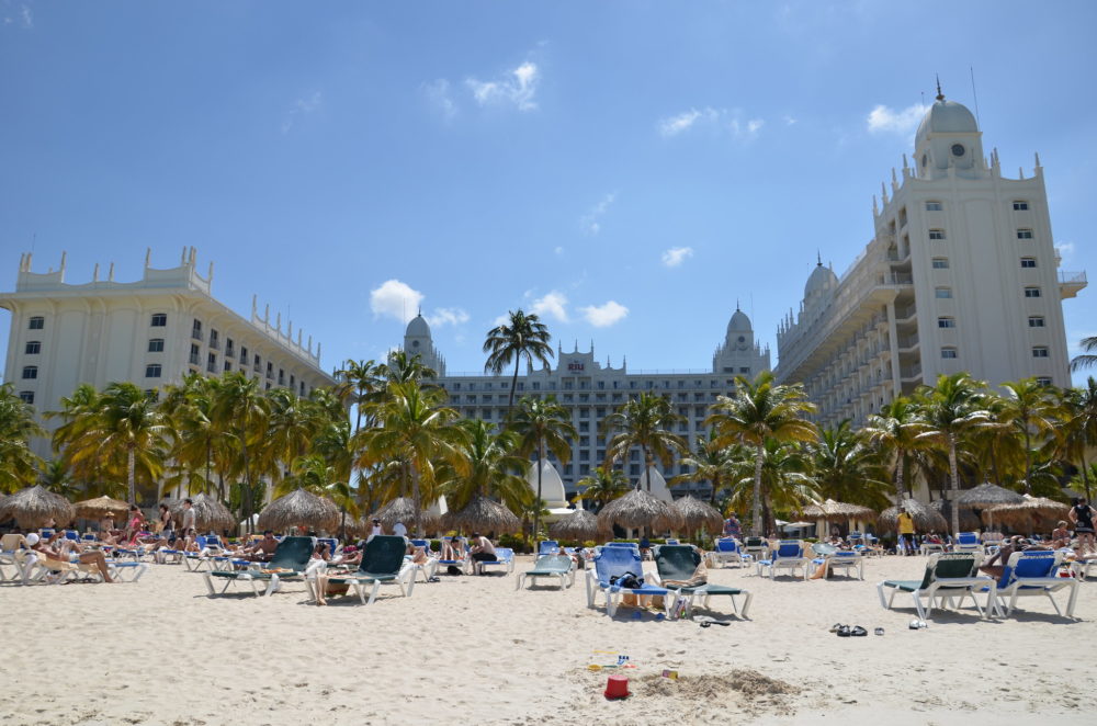 8109784892_17460d926c_k-1000x662 - 4 hoteles all inclusive en Palm Beach en Aruba