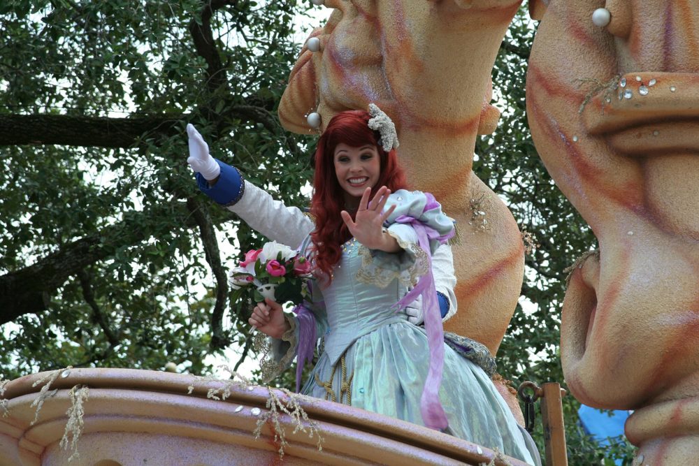Ariel-en-Magic-Kingdom-1000x667 - Las princesas de Disney que puedes conocer en Magic Kingdom
