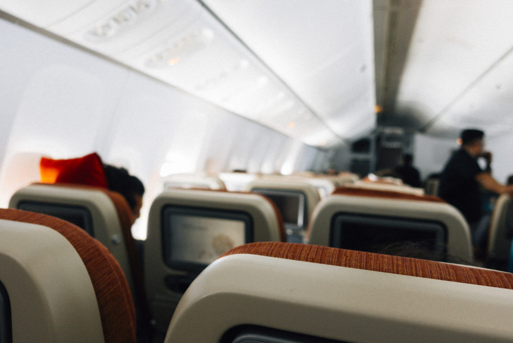 Asiento-avion-1000x670 - ¿Qué pasa si hago check-in online y no viajo?