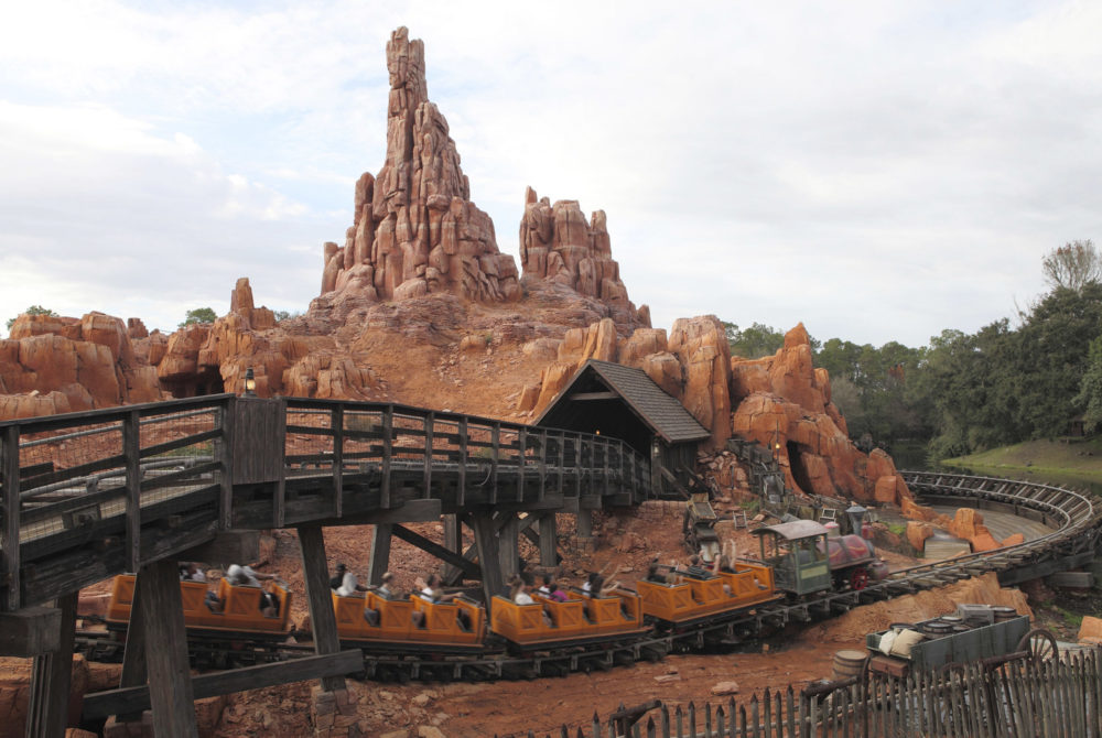 Big-Thunder-Mountain-Railroad-1000x670 - Cuántas montañas rusas hay en Disney California: cuáles son y dónde están