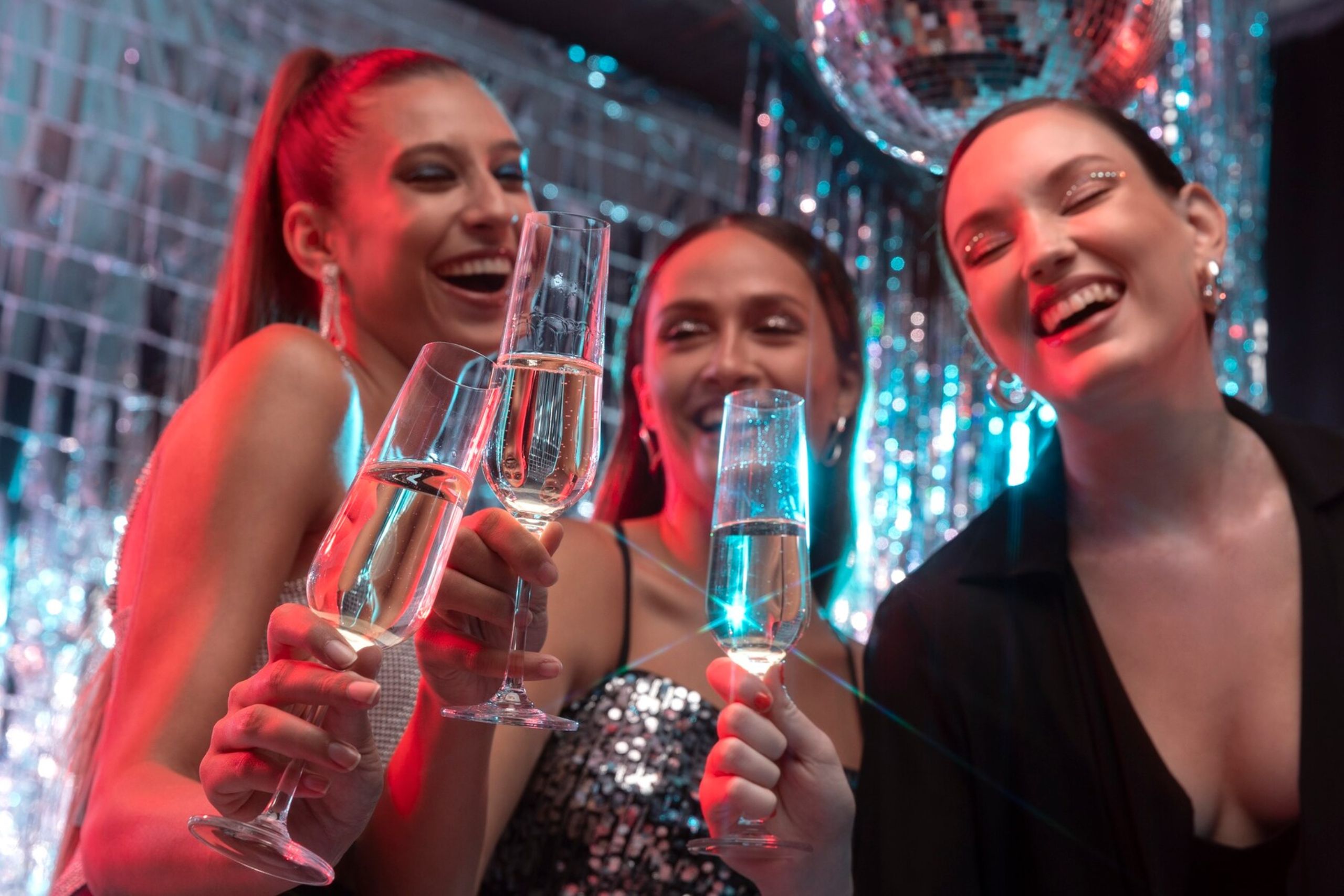 Cómo ir vestido a los eventos de noche del crucero