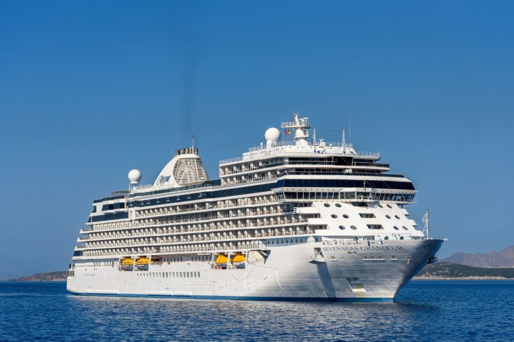 Grandeur-de-Regent-Seven-Seas-1000x667 - Cómo es viajar en el crucero "Grandeur" de Regent Seven Seas, uno de los más lujosos del mundo