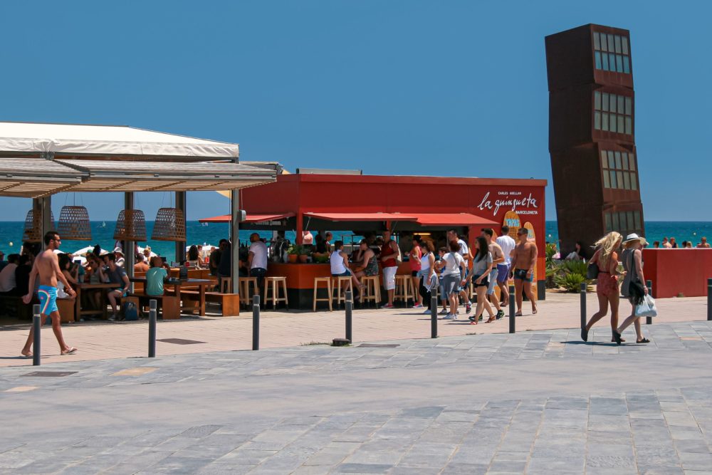 La-Barceloneta-1000x667 - Cuántos barrios tiene Ciutat Vella en Barcelona y qué visitar