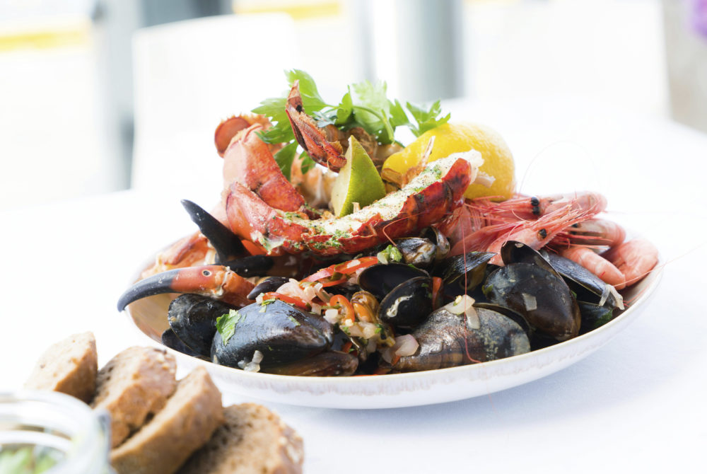 Mariscos-1000x670 - Dónde comer pescados y mariscos en Buenos Aires