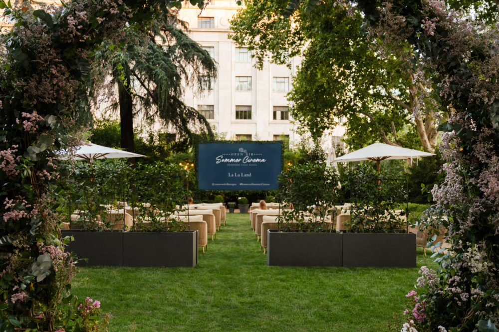 Un hotel de Madrid ofrece vivir la magia del cine bajo las estrellas