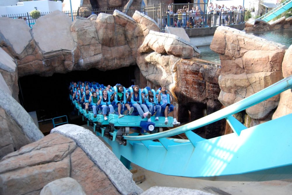 SeaWorld-Kraken-1000x667 - Qué velocidad tienen las montañas rusas de Disney Florida más populares 