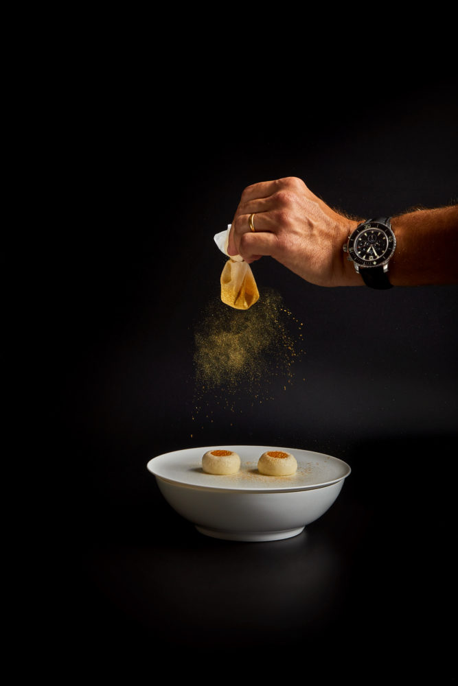 Suhring-Golden-Pike-Roe-and-Horseradish-1-667x1000 - Dónde comer en Bangkok: 5 restaurantes de alta cocina