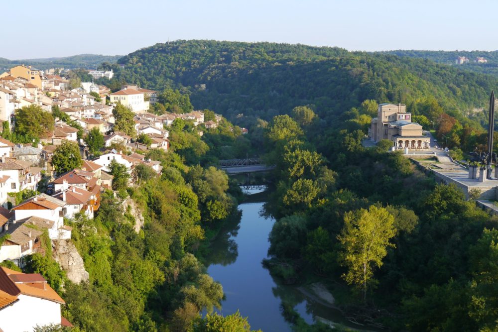 Veliko-Tarnovo-1000x667 - Guía completa para viajar a Bulgaria: itinerario, presupuesto y qué actividades hacer