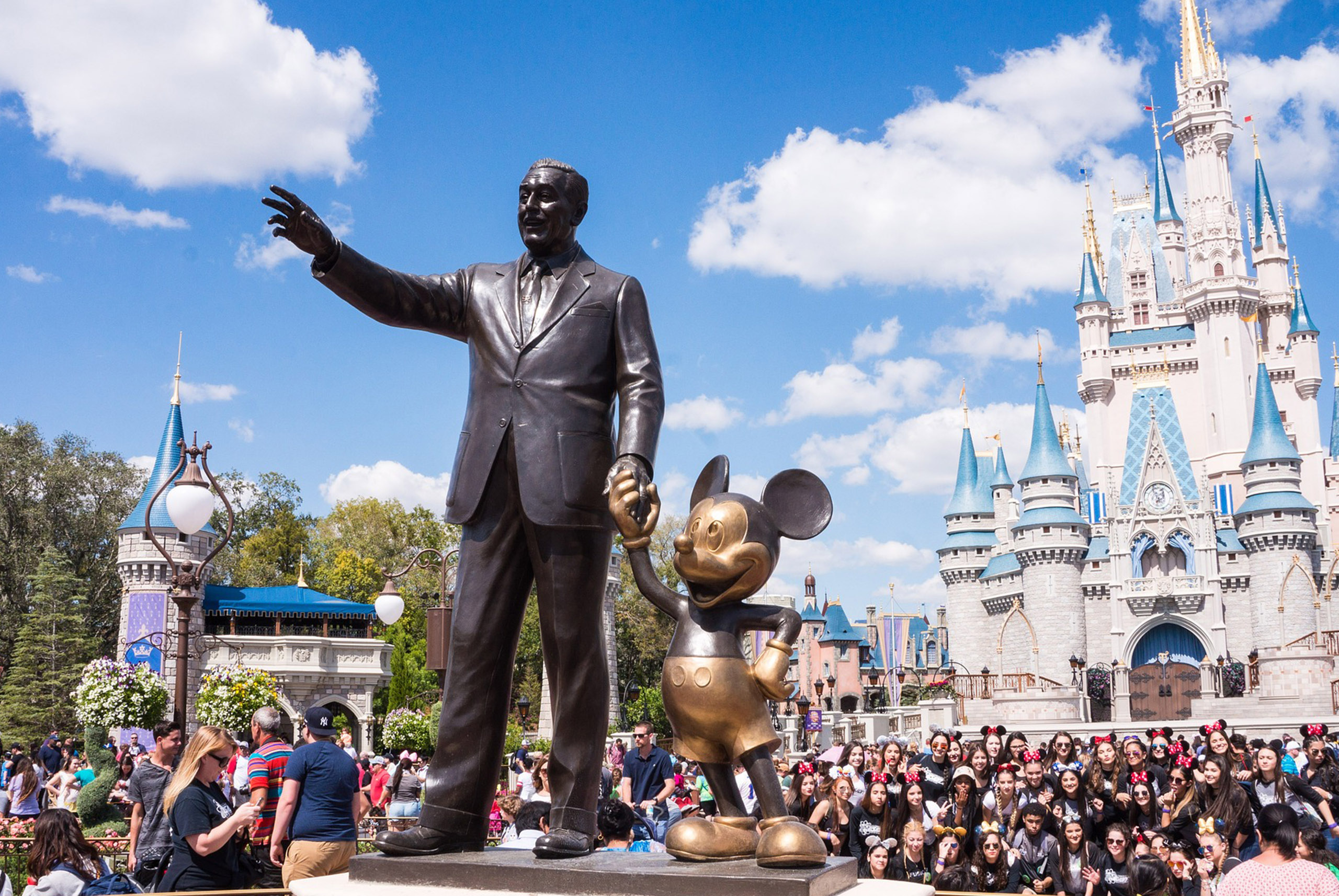 Itinerario para Magic Kingdom 2024: las 7 atracciones y shows que debes ver