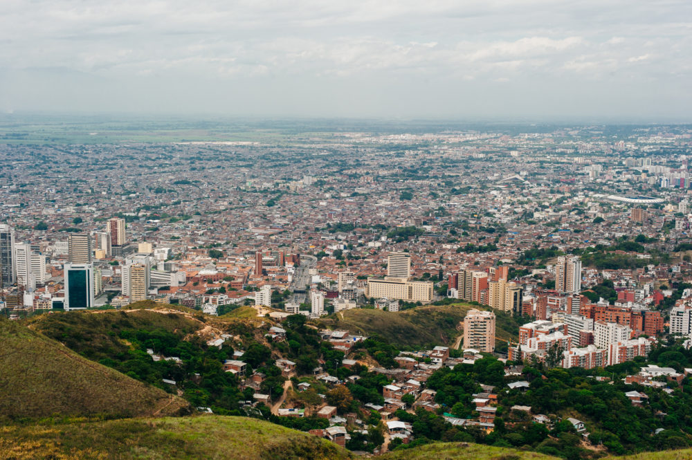 iStock-1391594702-1000x665 - Cómo subir al monumento Cristo Rey en Cali