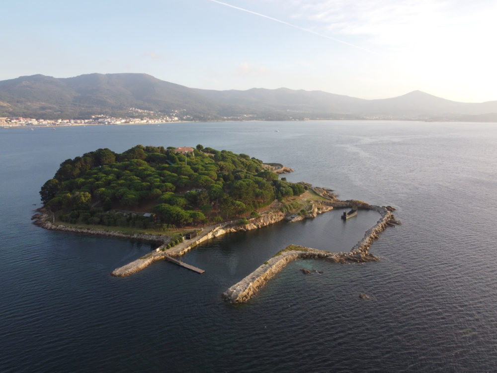 iStock-1493312429-1000x750 - Quién es el propietario de la Isla de A Creba