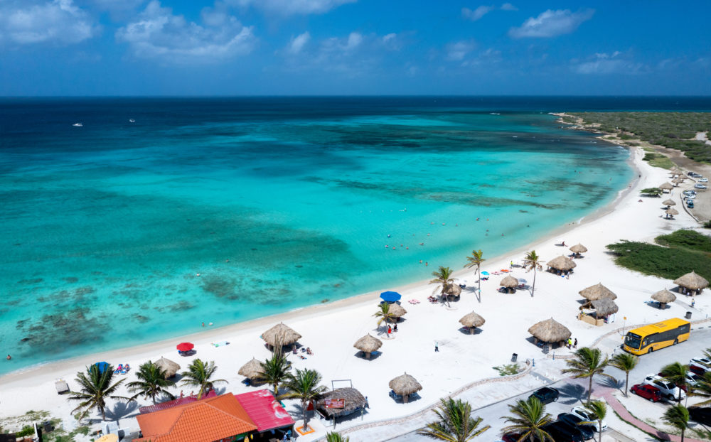 iStock-1808257424-1000x622 - 4 hoteles all inclusive en Palm Beach en Aruba