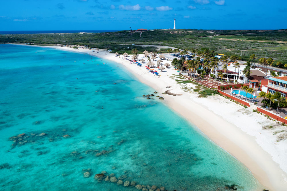 iStock-2151458992-1000x666 - Arashi Beach, la playa favorita de los locales en Aruba e ideal para las familias