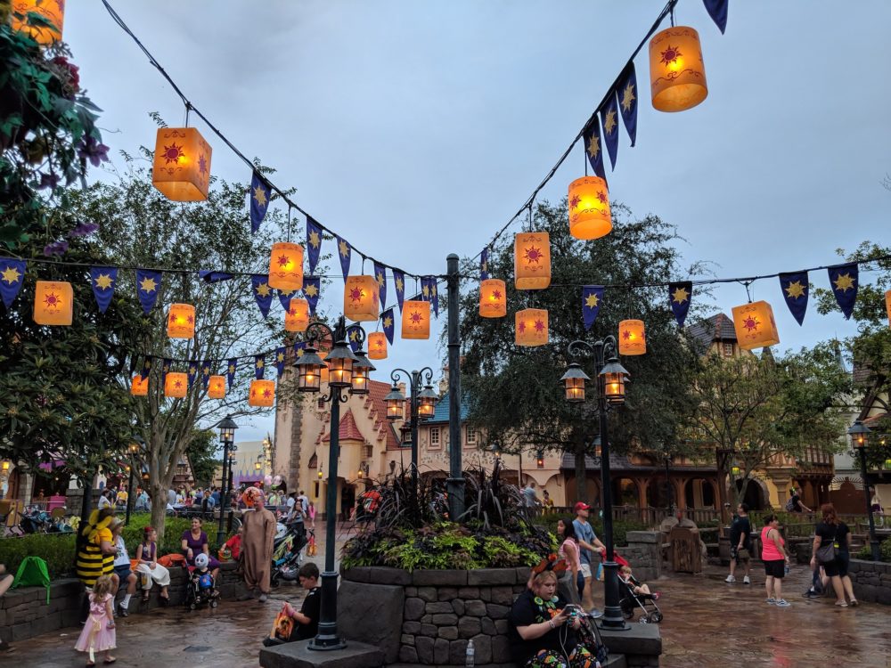 30672852647_5b86f056fe_k-1000x750 - Los disfraces permitidos en Disney Orlando durante Halloween: qué y qué no llevar